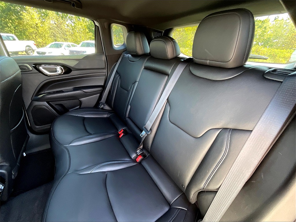 2025 Jeep Compass Limited - Photo 15