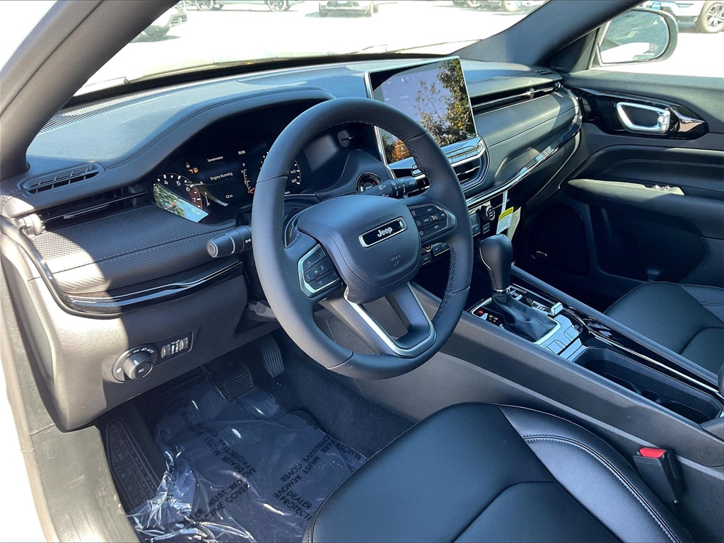 2025 Jeep Compass Limited - Photo 9