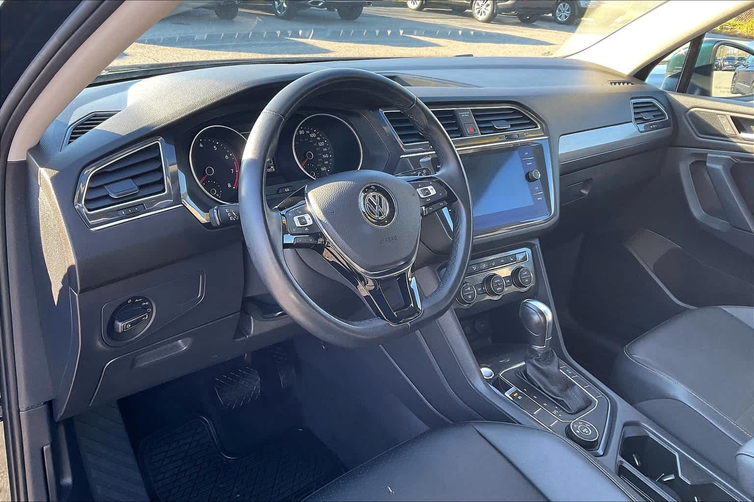 2019 Volkswagen Tiguan SE - Photo 14