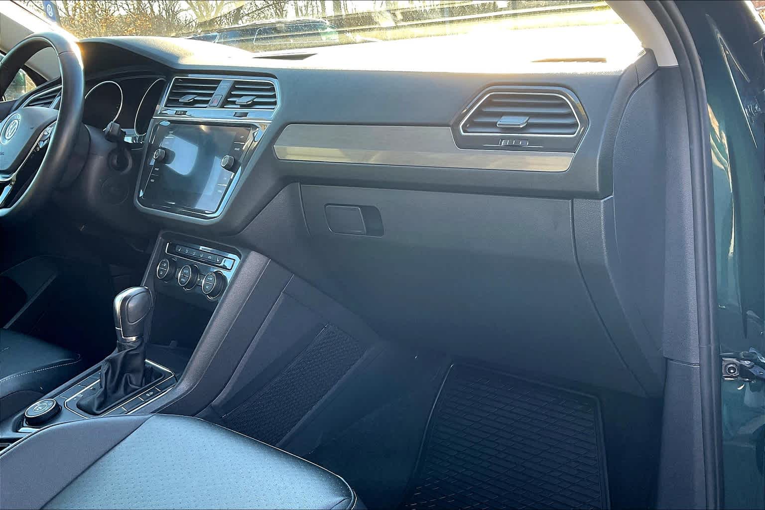 2019 Volkswagen Tiguan SE - Photo 16