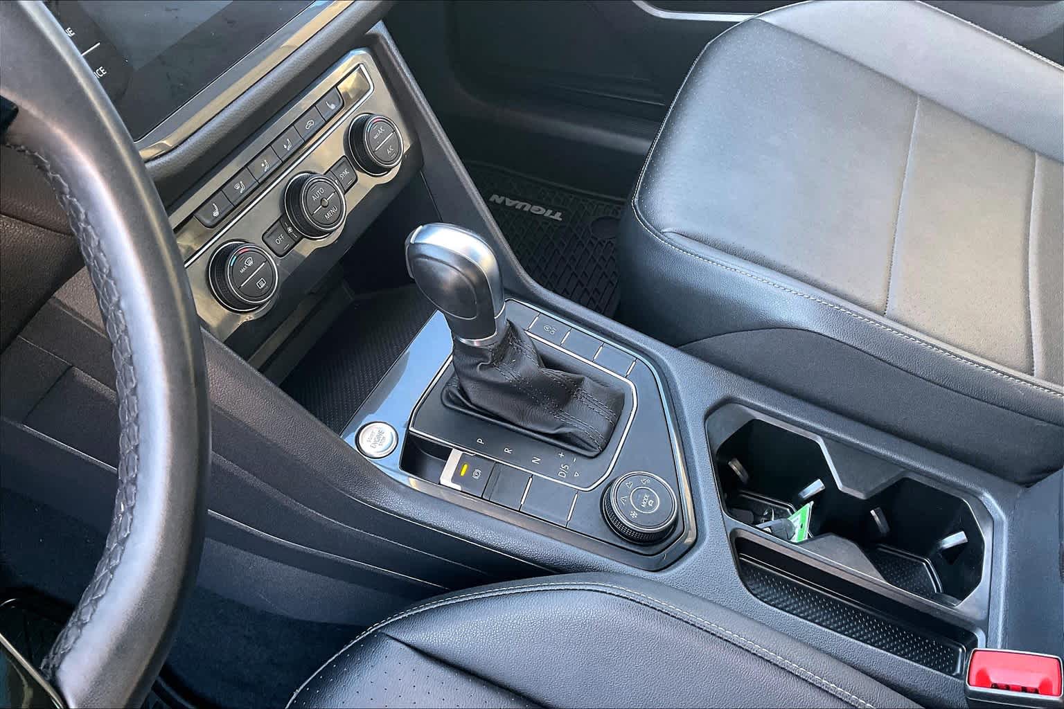2019 Volkswagen Tiguan SE - Photo 17
