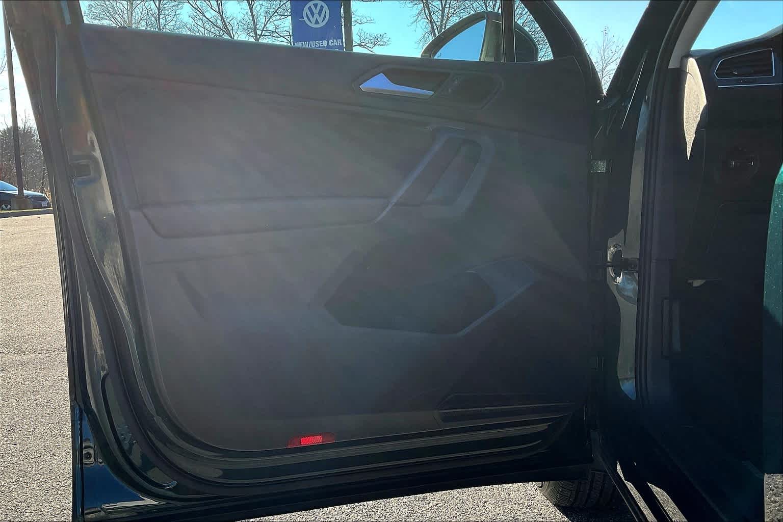 2019 Volkswagen Tiguan SE - Photo 23