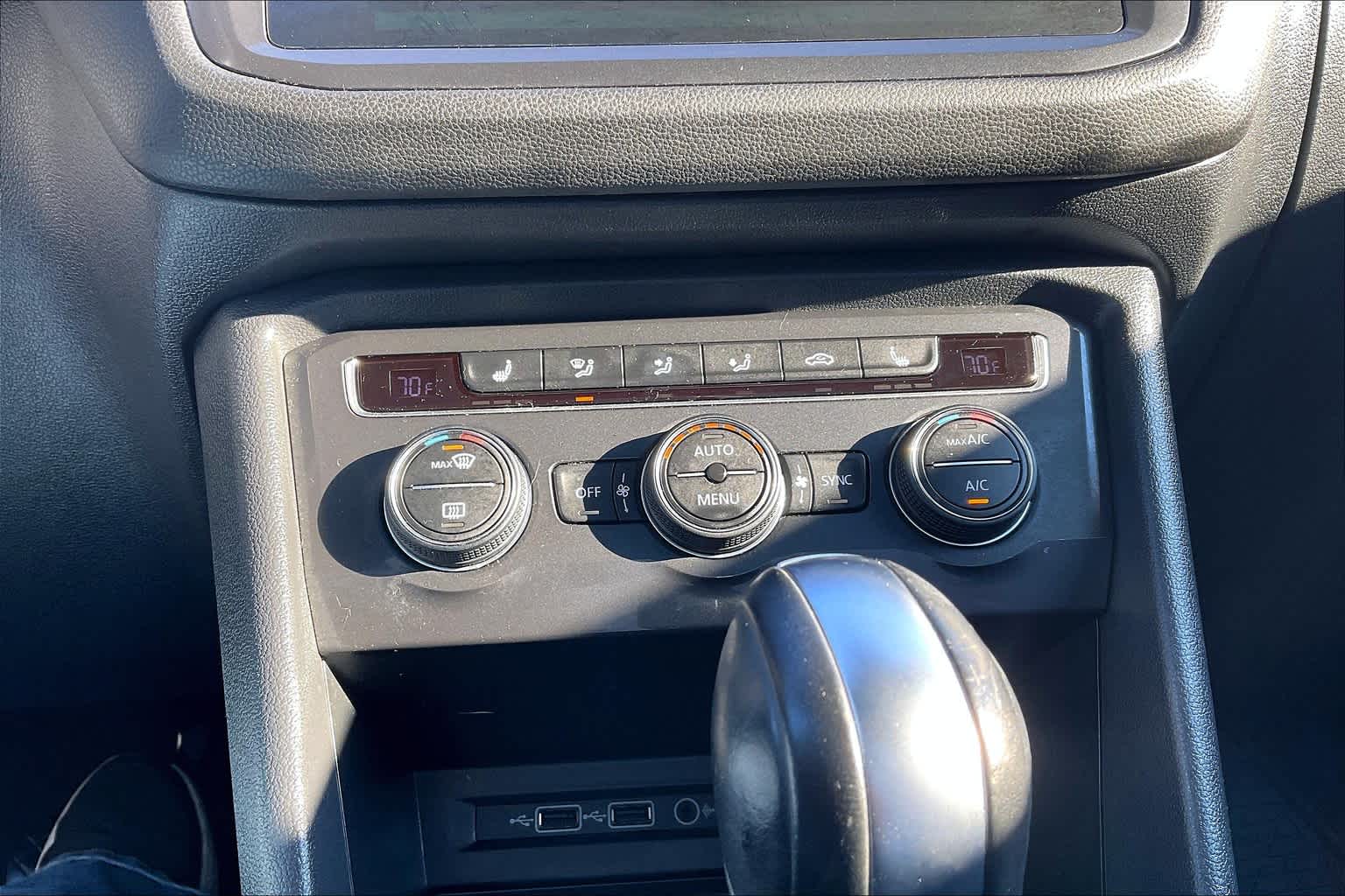 2019 Volkswagen Tiguan SE - Photo 35