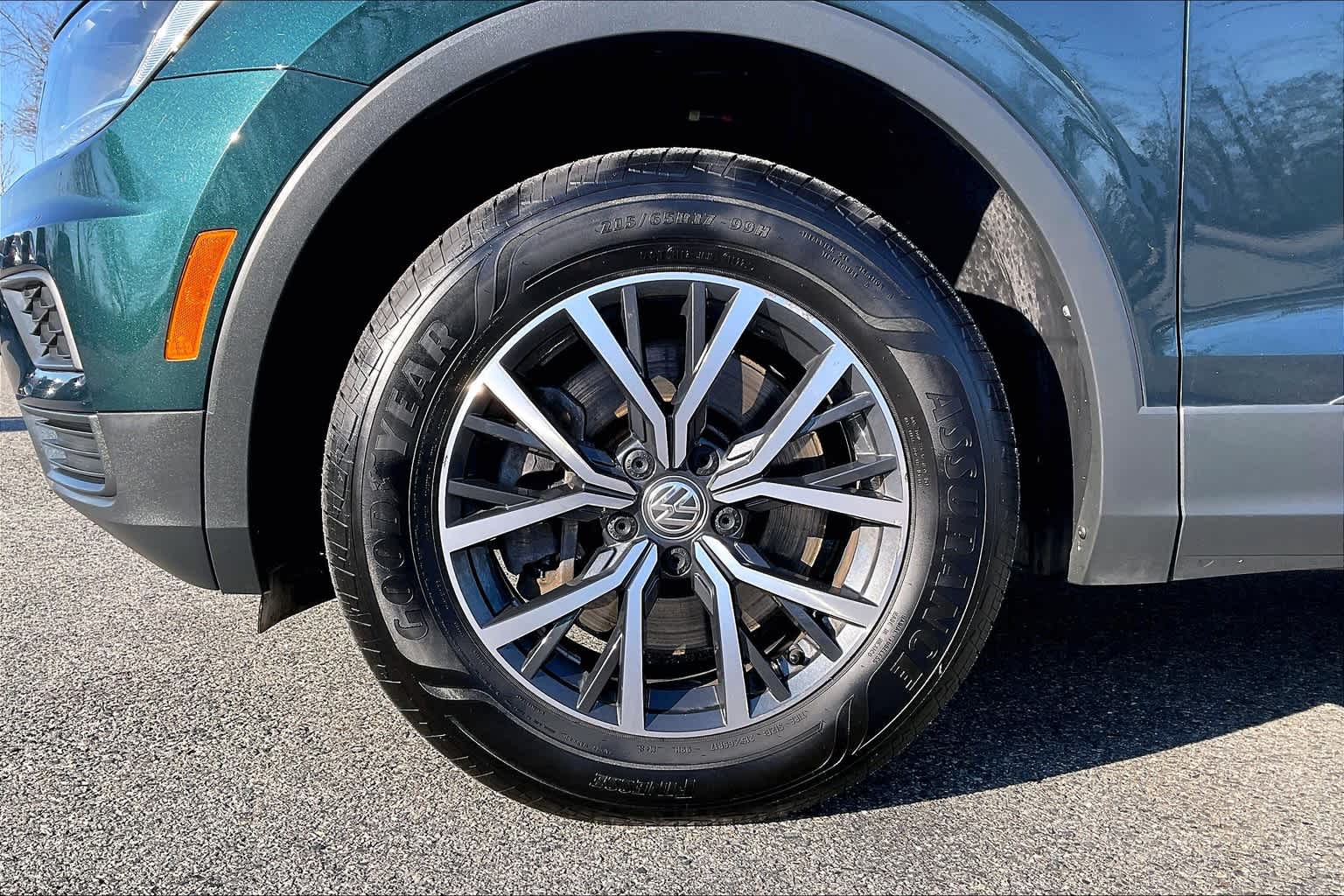 2019 Volkswagen Tiguan SE - Photo 9