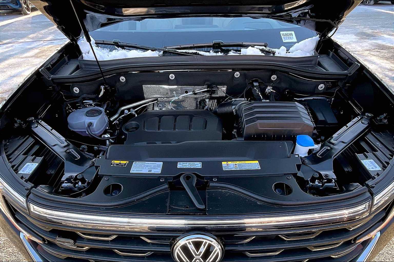 2025 Volkswagen Atlas 2.0T SEL Premium R-Line - Photo 16
