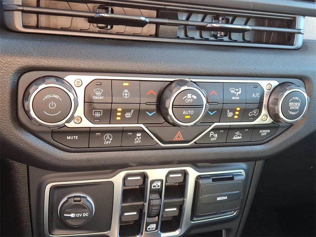 2025 Jeep Wrangler Sport S - Photo 11
