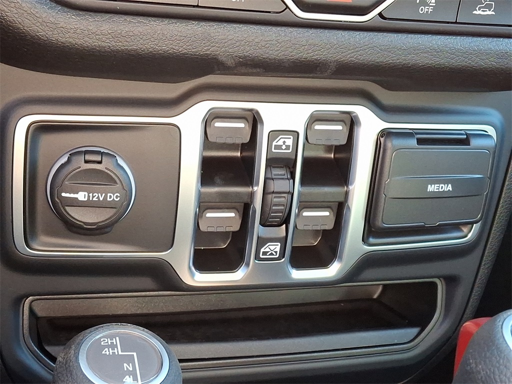 2025 Jeep Wrangler Sport S - Photo 17