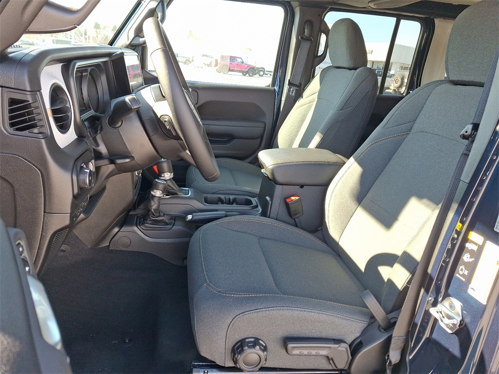2025 Jeep Wrangler Sport S - Photo 9
