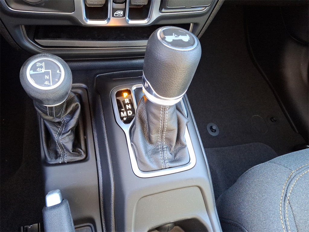 2025 Jeep Wrangler Sport S - Photo 10