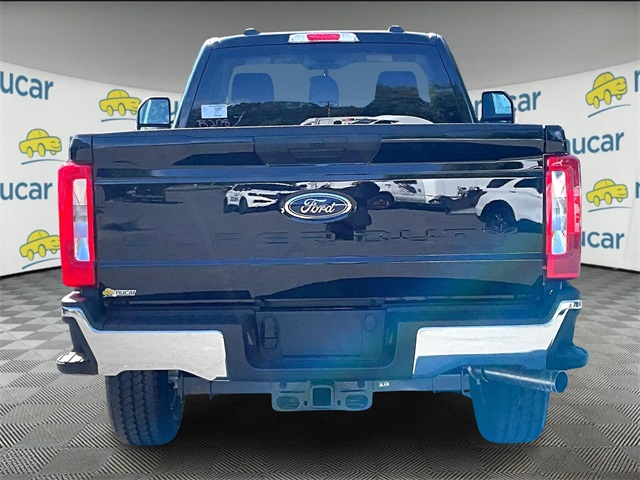 2025 Ford F-350SD XLT - Photo 5