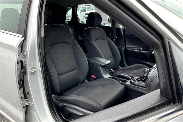 2018 Hyundai Elantra GT Base - Photo 11