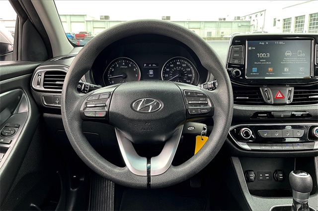 2018 Hyundai Elantra GT Base - Photo 16