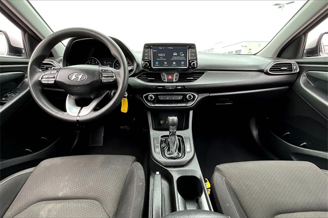 2018 Hyundai Elantra GT Base - Photo 20