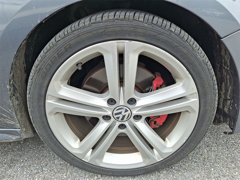 2015 Volkswagen Jetta 2.0T GLI SE - Photo 8
