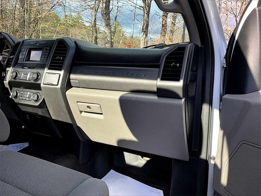 2019 Ford F-350SD XL - Photo 13