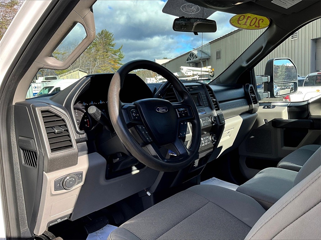 2019 Ford F-350SD XL - Photo 8