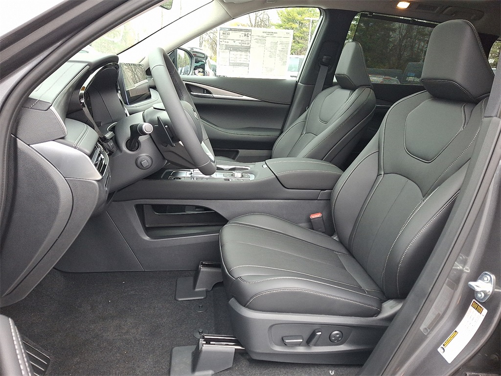 2026 INFINITI QX60 LUXE - Photo 10