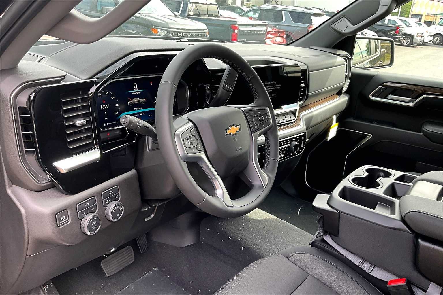 2026 Chevrolet Silverado 1500 LT - Photo 9
