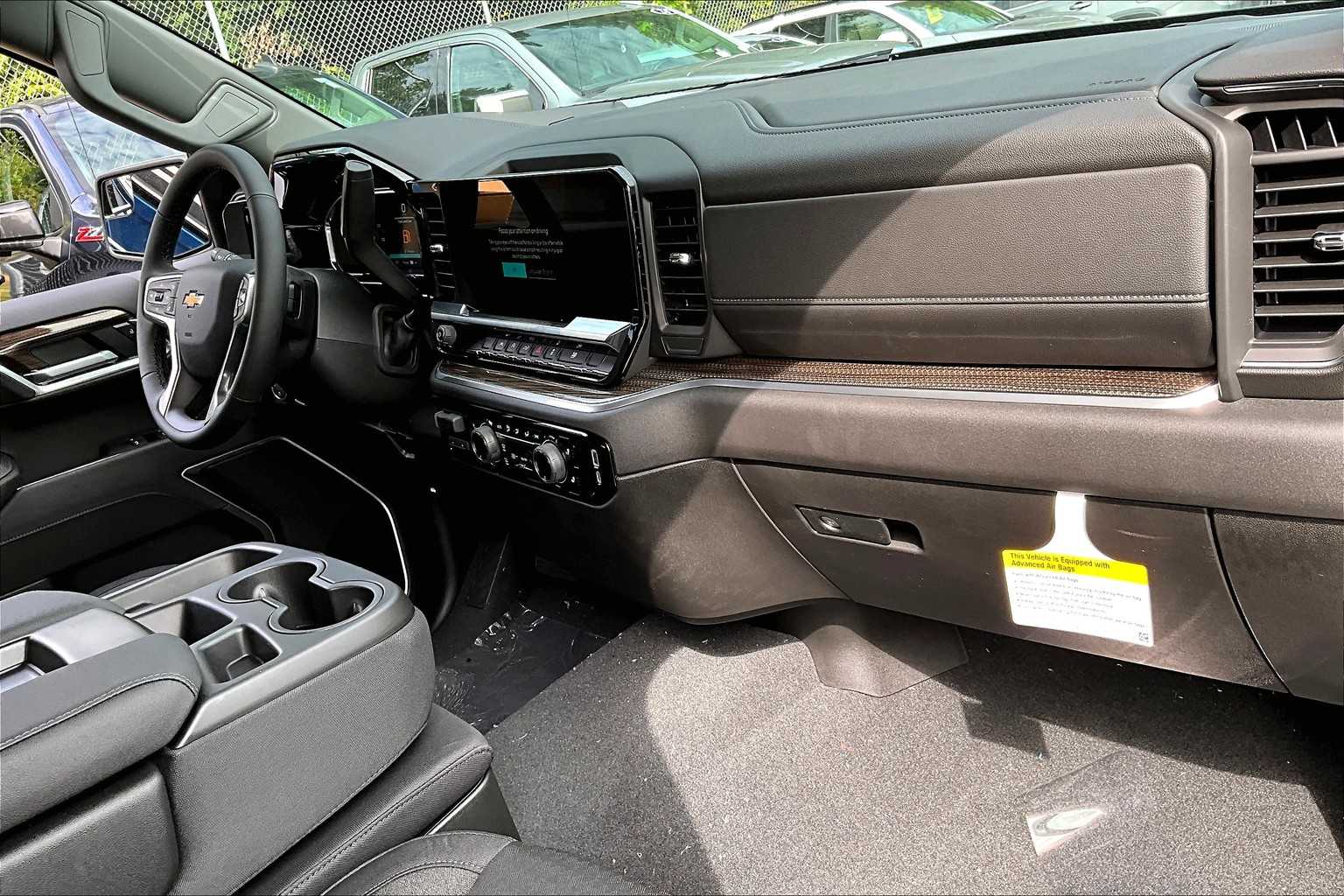 2026 Chevrolet Silverado 1500 LT - Photo 10