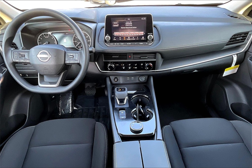 2025 Nissan Rogue S - Photo 12