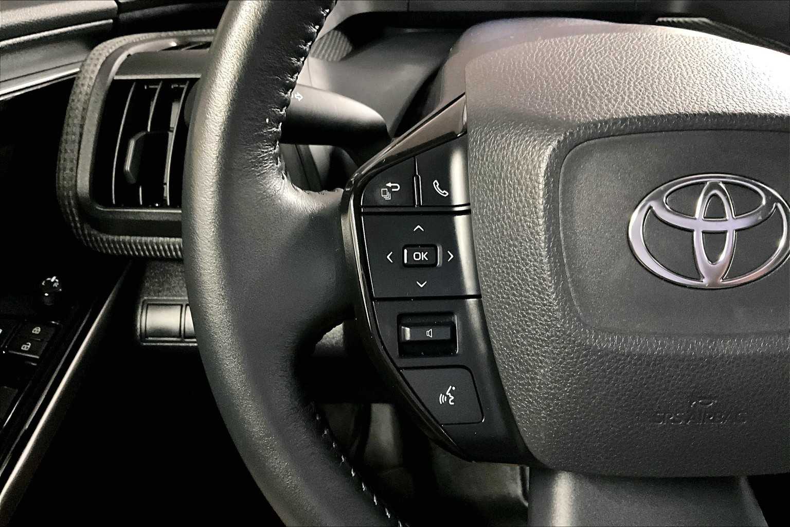 2023 Toyota bZ4X XLE - Photo 23