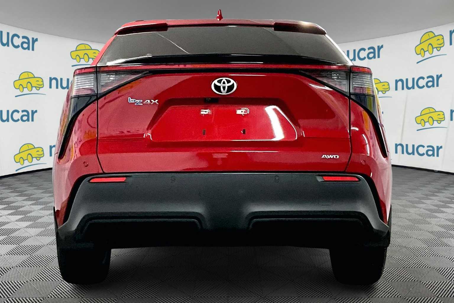 2023 Toyota bZ4X XLE - Photo 5