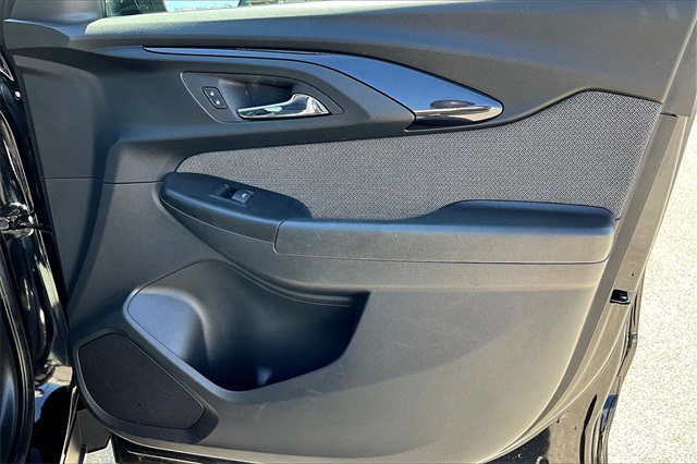 2023 Chevrolet TrailBlazer LT - Photo 12