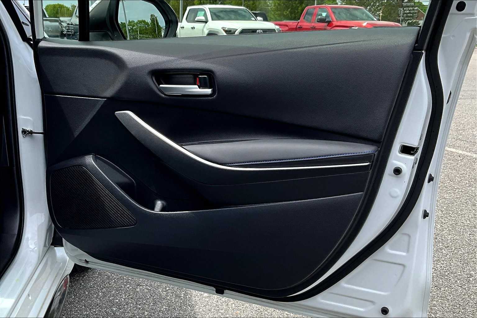 2022 Toyota Corolla SE - Photo 12