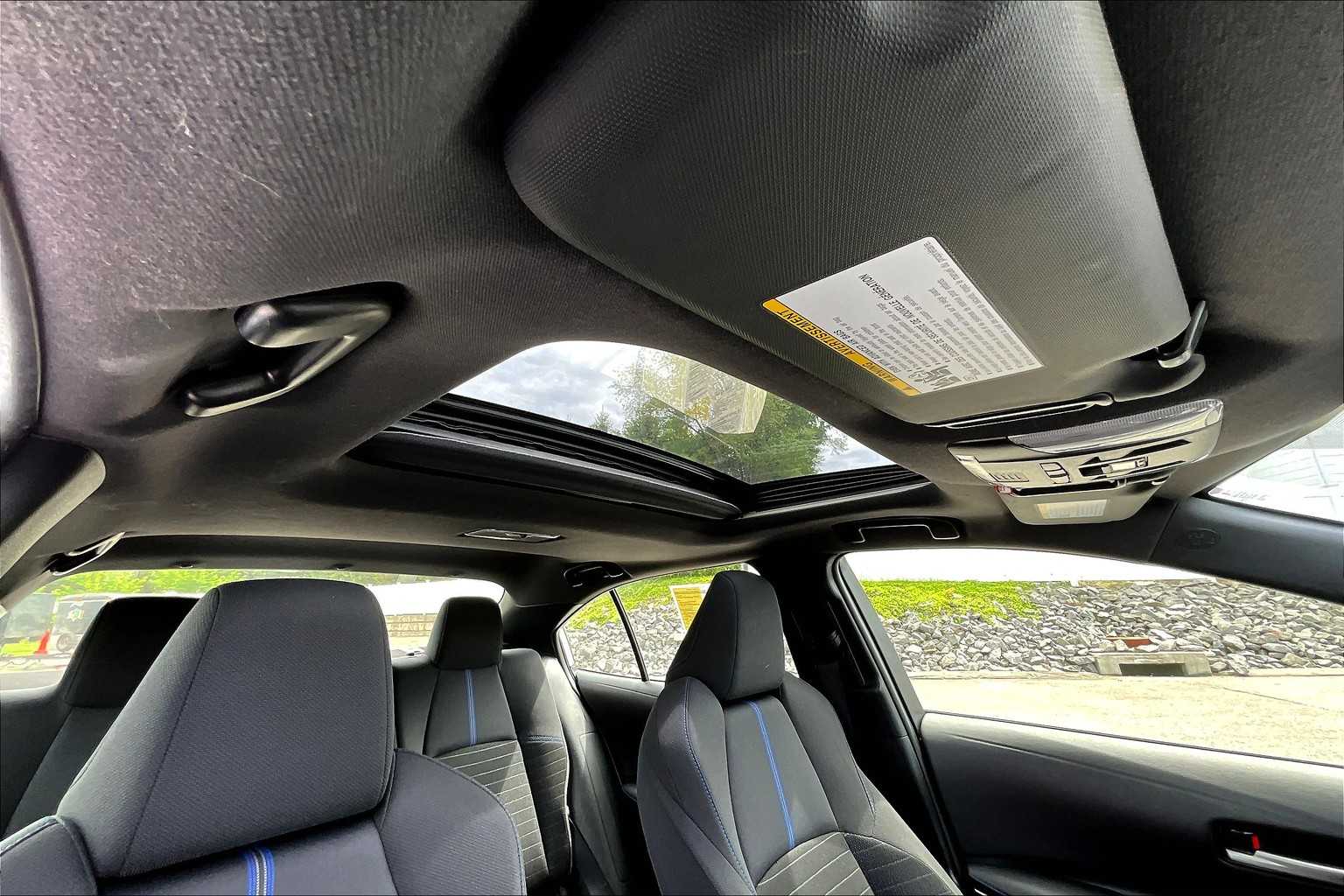 2022 Toyota Corolla SE - Photo 22