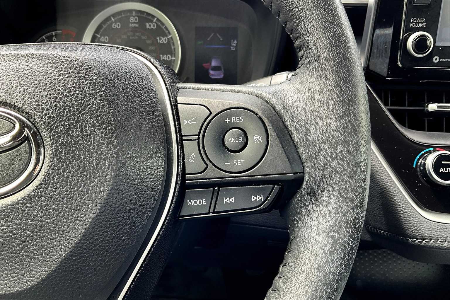 2022 Toyota Corolla SE - Photo 24