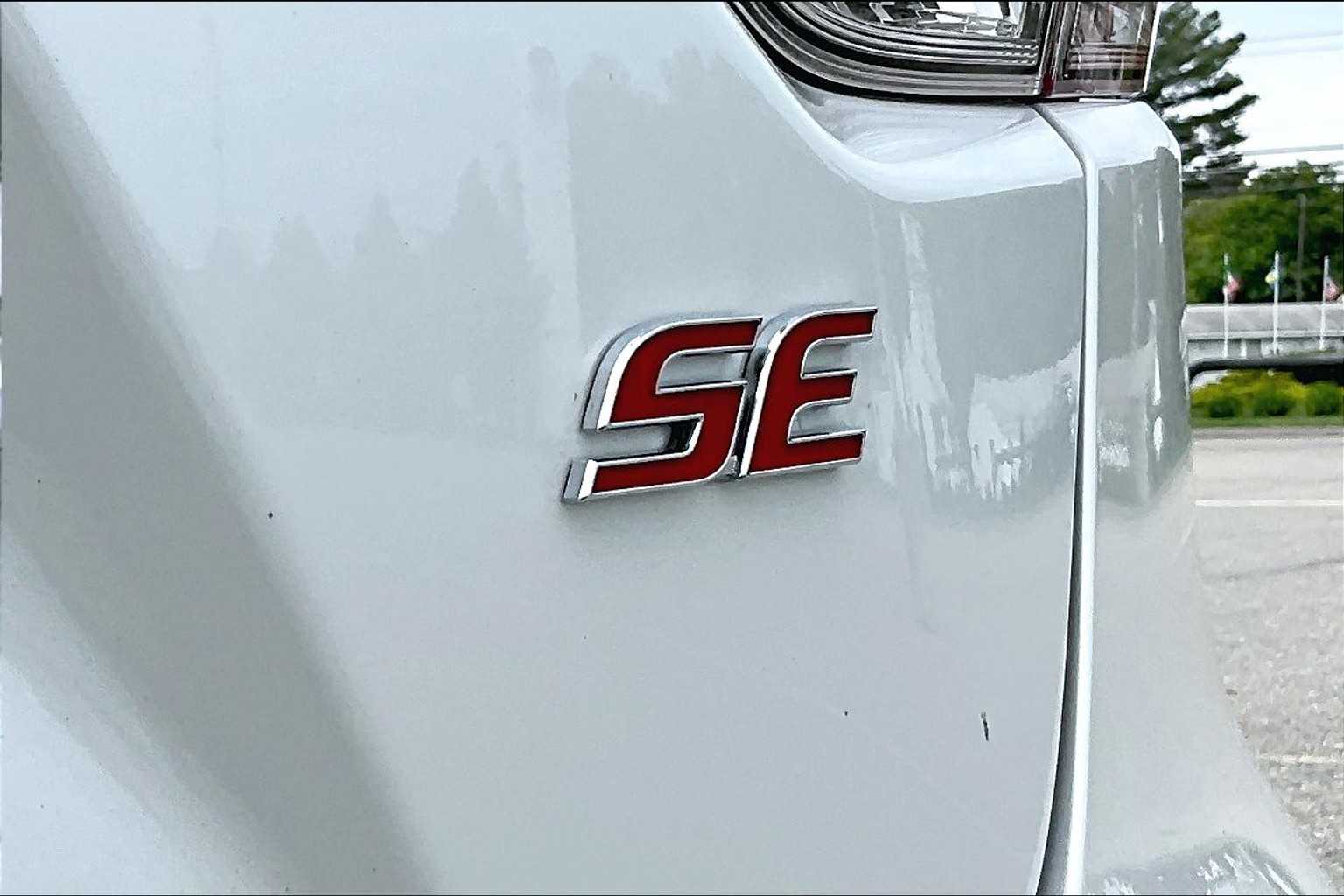 2022 Toyota Corolla SE - Photo 28