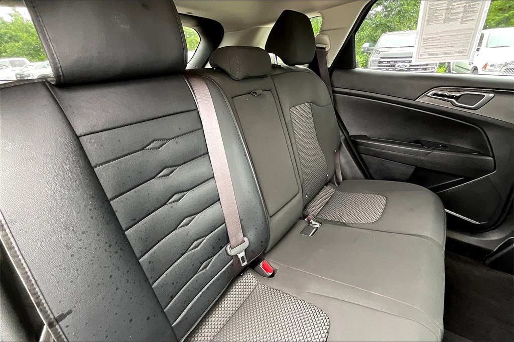 2023 Kia Sportage Hybrid LX - Photo 15