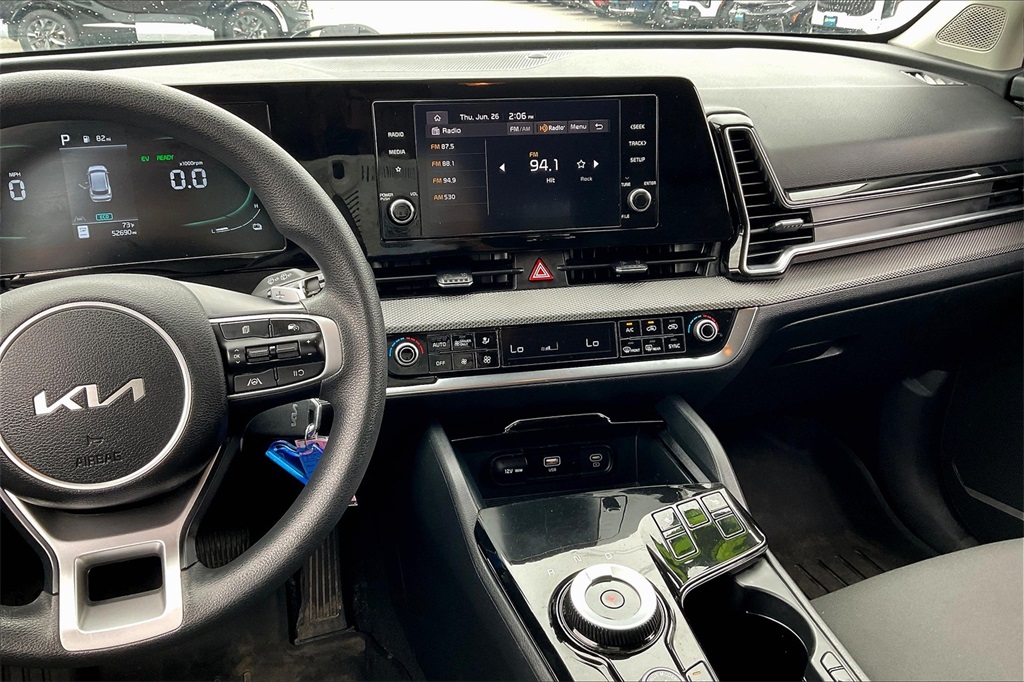 2023 Kia Sportage Hybrid LX - Photo 17