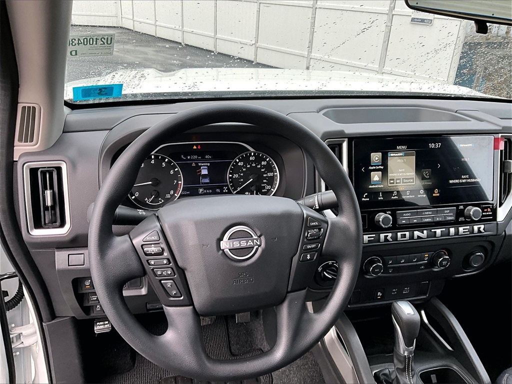 2025 Nissan Frontier SV - Photo 17