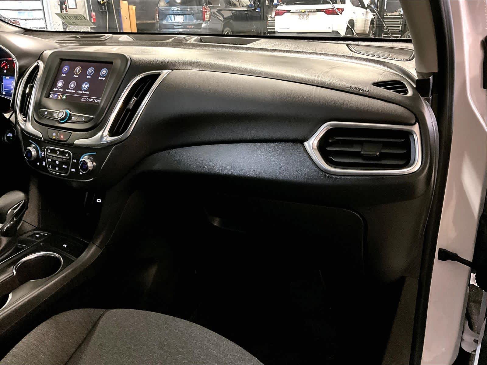 2022 Chevrolet Equinox LT - Photo 13