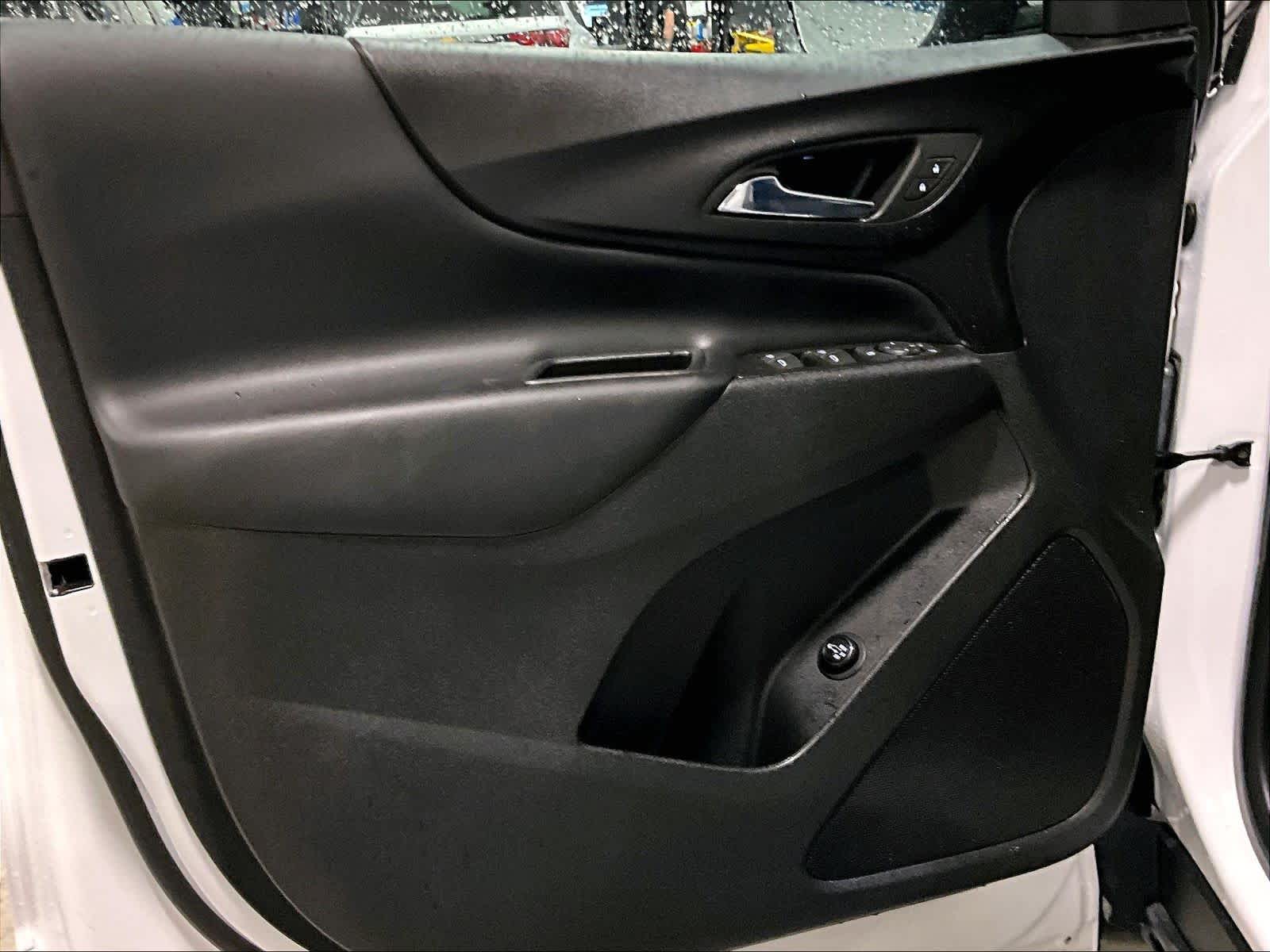 2022 Chevrolet Equinox LT - Photo 9