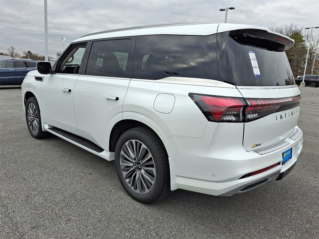 2026 INFINITI QX80 LUXE - Photo 3