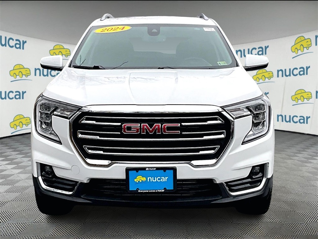 2024 GMC Terrain SLT - Photo 2
