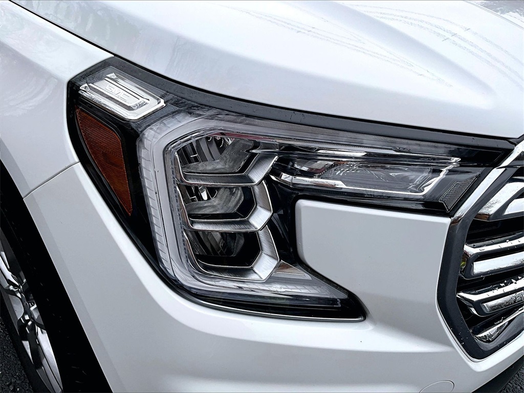 2024 GMC Terrain SLT - Photo 32