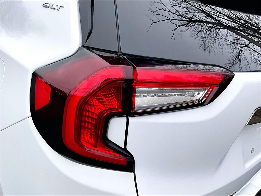 2024 GMC Terrain SLT - Photo 33