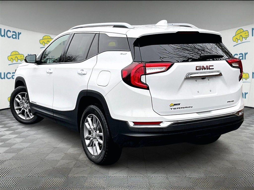 2024 GMC Terrain SLT - Photo 4