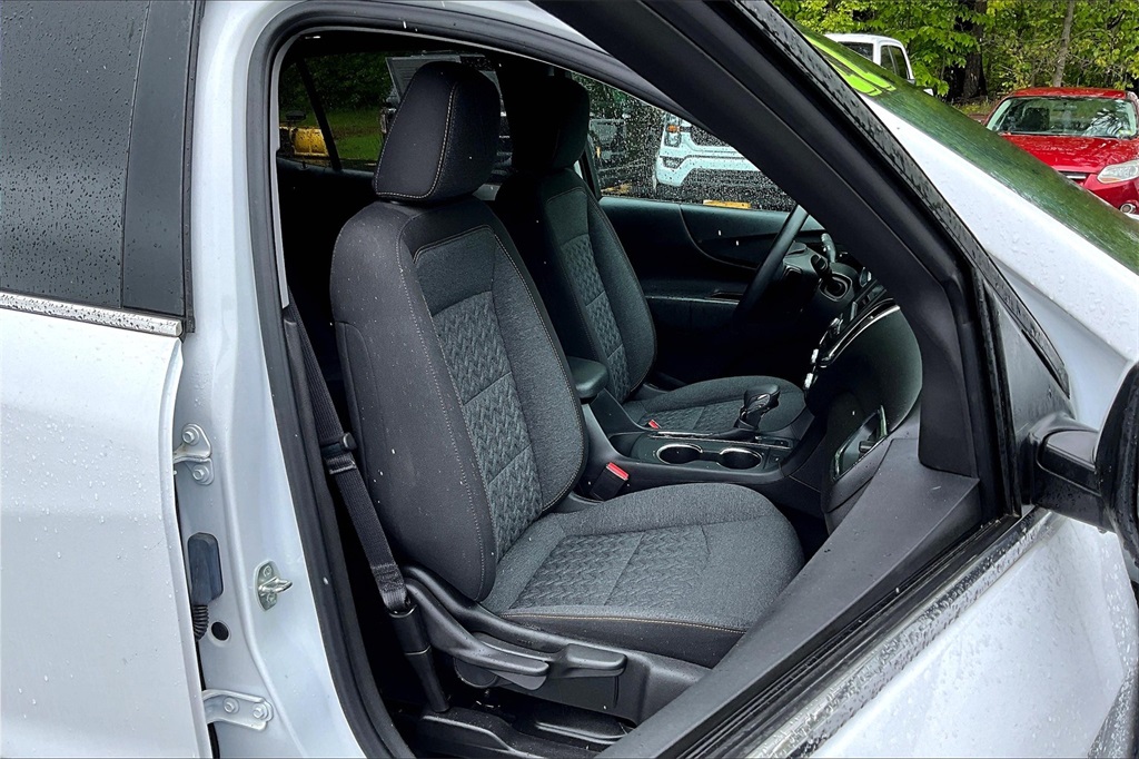2022 Chevrolet Equinox LT - Photo 11