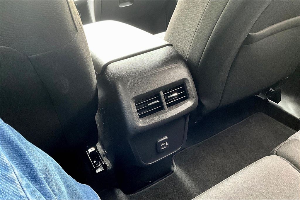 2022 Chevrolet Equinox LT - Photo 26