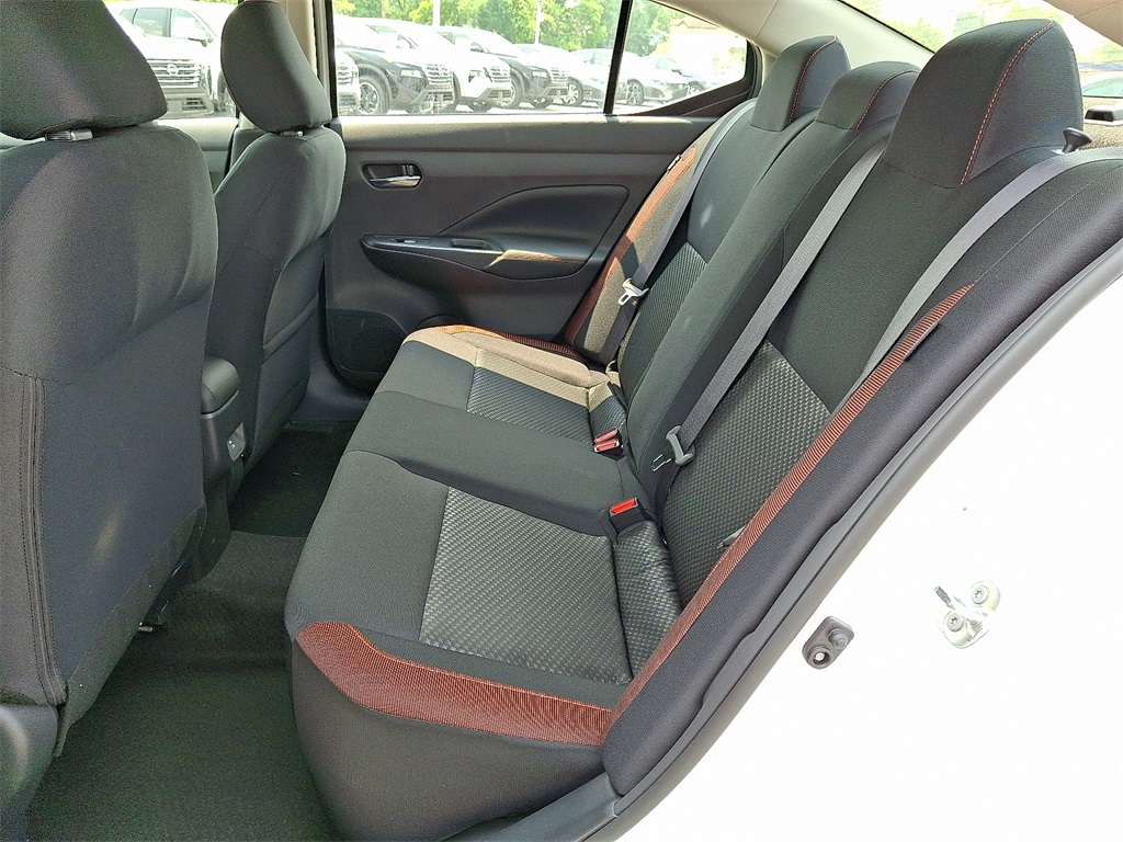 2025 Nissan Versa 1.6 SR - Photo 6