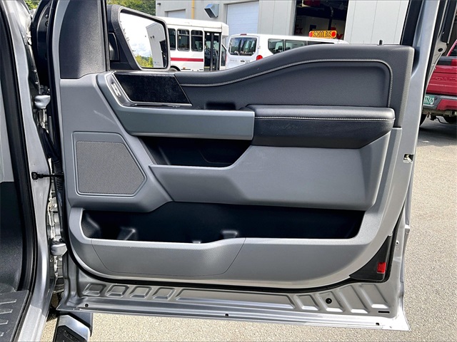 2023 Ford F-150 XLT - Photo 19