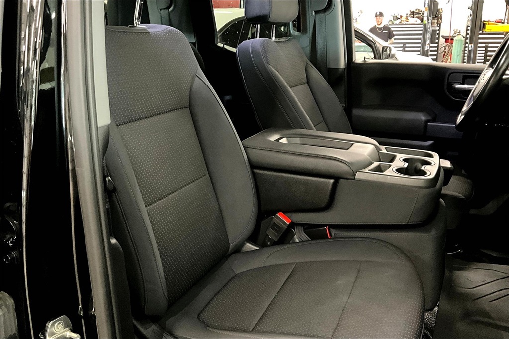 2019 Chevrolet Silverado 1500 WT - Photo 11