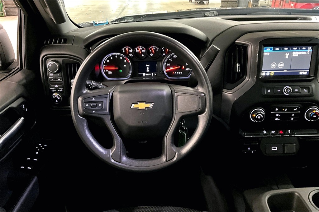 2019 Chevrolet Silverado 1500 WT - Photo 17