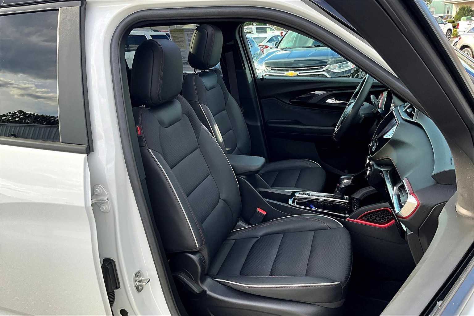 2022 Chevrolet TrailBlazer RS - Photo 11