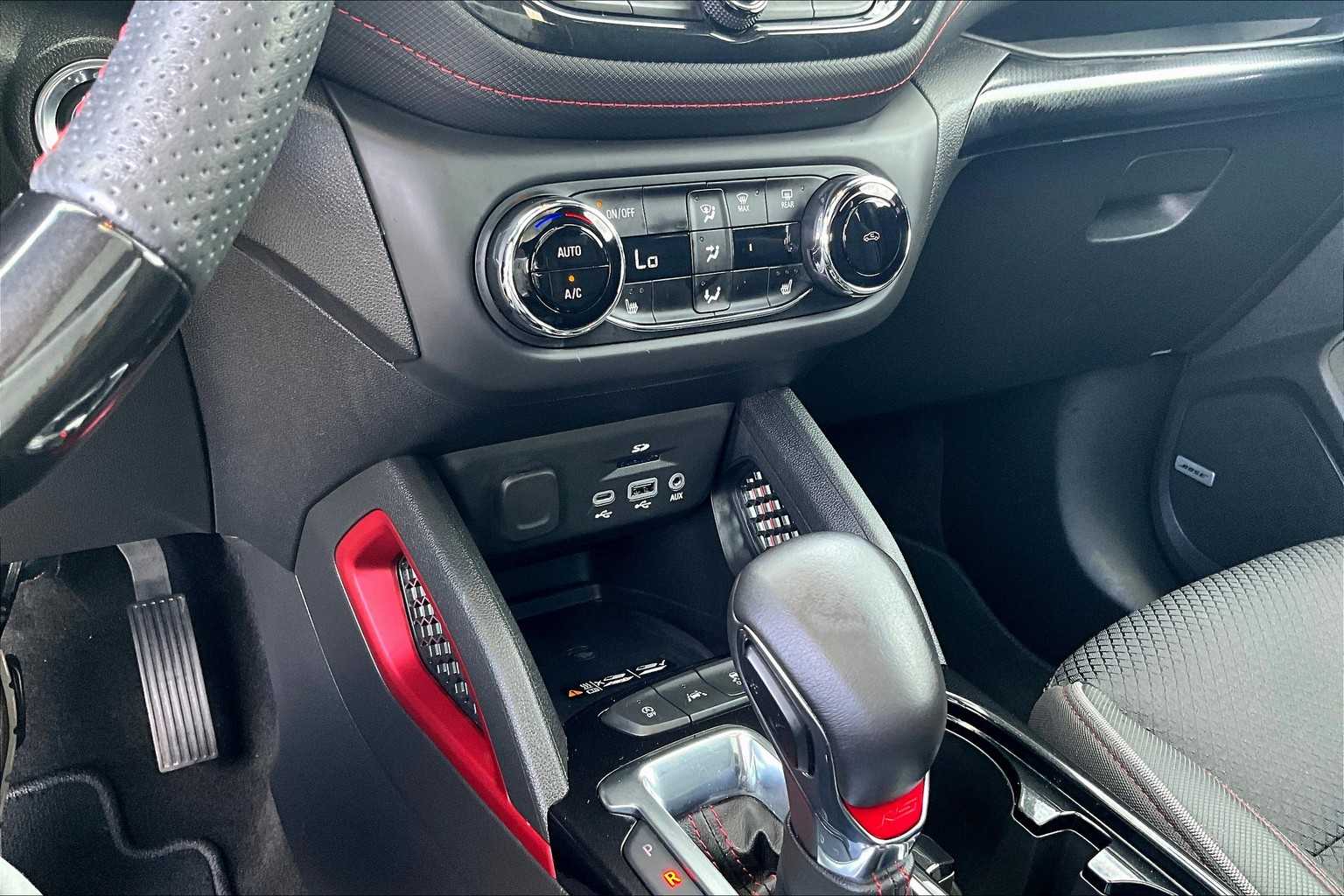 2022 Chevrolet TrailBlazer RS - Photo 26