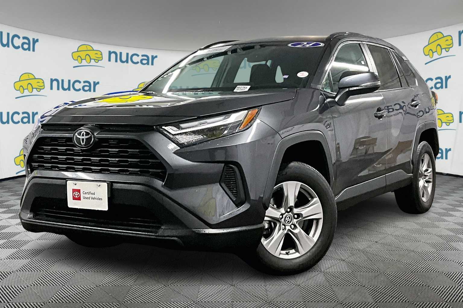 2024 Toyota RAV4 XLE - Photo 3